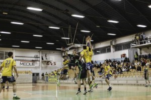 FOTO: Po petih porazih Krkaši dočakali prvo točko v končnici
