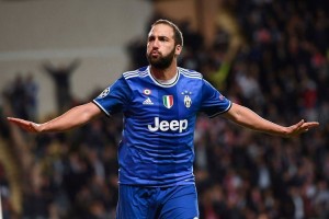 "Debeluh" Higuain šokiral Monaco in Juventusu odprl pot v finale