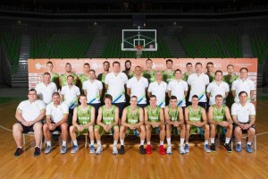 Slovenski košarkaji v kvalifikacijah za SP 2019 s Španijo in Črno goro
