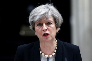 Brexit ne bo več njena skrb: Theresa May bo 7. junija odstopila