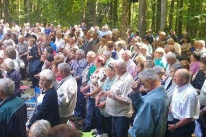 Helena Jaklitsch v Kočevskem rogu: Pobiti v breznu so vzor ljubezni do domovine