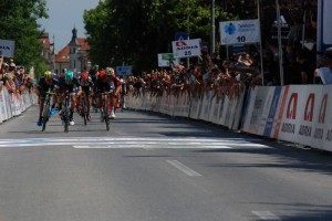 FOTO&#38;AUDIO:  Prva etapa Bennettu, Mezgec  tretji