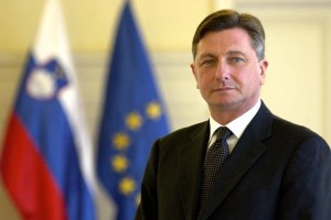 Pahor se bo do večera odločil o datumu predčasnih volitev