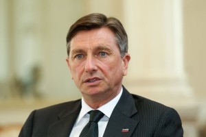 Pahor: Vsi vemo, da ni alternative arbitraži