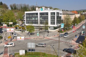 Občina v obnovo priključka Kettejevega drevoreda na Seidlovo cesto