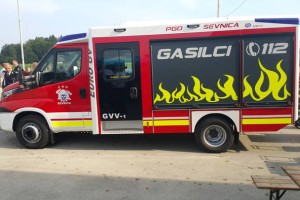F&#38;A: Ob 90-letnici PGD Ševnica z novim vozilom