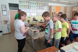 Poletni raziskovalni tabor elektrotehnike in računalništva