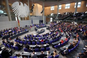 Nemški parlament potrdil uzakonitev porok za istospolne pare