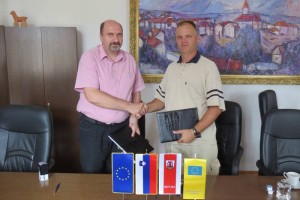 Podpisana pogodba za ureditev PC Pri Pildu v Metliki