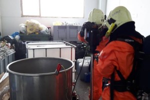 FOTO: Zagorelo v Zbirno reciklažnem centru na Borštu