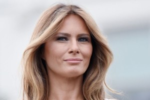 Vrnila se je! Melania se je po 24 dneh spet pokazala na javnem dogodku