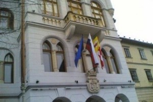 Urejanje mreže kolesarskih in pešpoti se nadaljuje na Otočcu