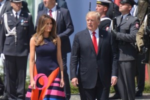 Melania bo s Trumpom obiskala Pariz in praznovala z Macronom