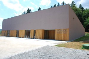 AVDIO: V Mirni Peči podpis pogodbe za opremo mirnopeške dvorane  