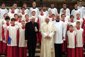 Upokojeni papež Benedikt XVI. je v Nemčiji obiskal bolnega brata Georga