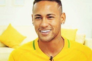 Uradno: Neymar podpisal petletno pogodbo s PSG