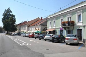 Prometne ureditve na sevniškem Glavnem trgu