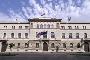 Slovenska Bela hiša: Ali Slovenija potrebuje predsedniško rezidenco?