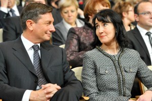 Borut Pahor razkril, da s partnerico Tanjo Pečar ne živita skupaj: Kaj na to pravi njun sin Luka