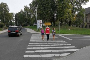 Prostovoljci RK Metlika za varno pot v šolo