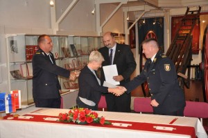 V Metliki kupujejo novo gasilsko vozilo