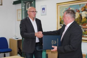 AVDIO: Sadinja vas bo dobila novo cesto in javno kanalizacijo