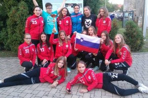 FOTO: Metliške rokometašice zmagovalke mednarodnega turnirja