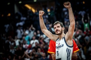 Kapetan evropskih prvakov Goran Dragić je ime leta na Valu 202