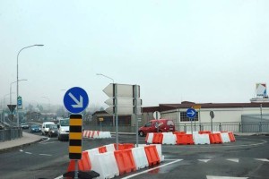 Montažni krožišči ob krškem savskem mostu preurejajo v stalni
