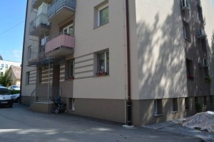 Dražba stanovanja na Klemenčičevi preklicana