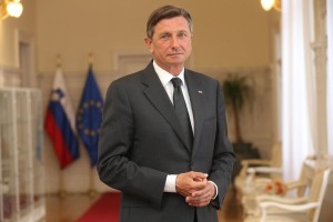 Pahor v novoletni poslanici o Krisu in odbojkarjih: Človeška dobrota in nacionalni ponos sta hodila z roko v roki