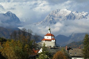 Na Planjavi planinec z glavo udaril v steno