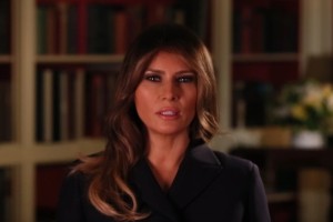 VIDEO: Prva dama Melania poziva rojake: Pomagajte žrtvam orkanov