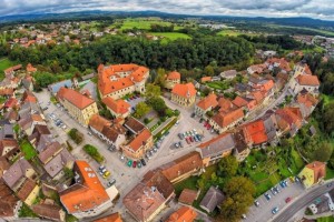 AVDIO: V jugovzhodni Sloveniji največ okuženih v Metliki