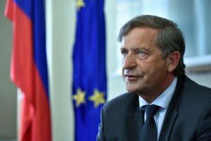 Erjavec pričakuje vložitev tožbe proti Hrvaški spomladi