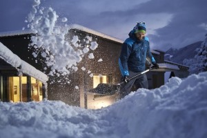 Slovenijo bo zasulo: na Gorenjskem in Notranjskem lahko zapade do 40 cm snega!