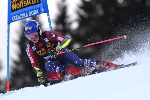 Shiffrinova zmagala na veleslalomu za Zlato lisico, Robnikova sedma