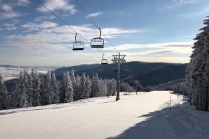 Brezplačne smučarske počitnice so rektorju Brumnu prinesle pogojno zaporno kazen