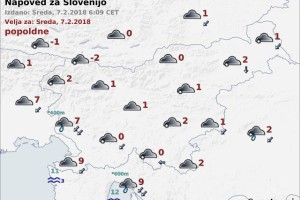 Vreme: Sneženje bo proti poldnevu oslabelo