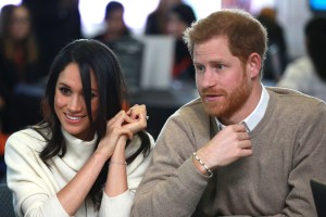 Harry in Meghan ne potrebujeta poročnih daril: Raje darujte humanitarnim organizacijam!