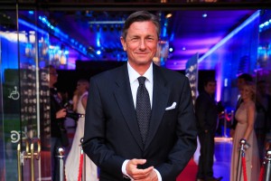 Pahor trdi, da je mejni spor med Slovenijo in Hrvaško rešen; v to bo moral prepričati še Hrvate