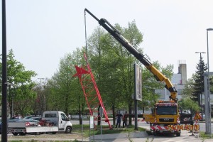 Janković podpihuje ideološko vojno: Ljubljana bo spet obkoljena z rdečimi zvezdami