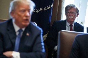 Bolton pripravljen pričati na senatnem sojenju Trumpu