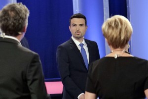 Matej Tonin napoveduje preiskovalno komisijo o delovanju Karla Erjavca pri arbitraži