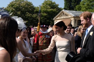 Harry in Meghan prvič po poroki "v službi" - kam bosta šla na medene tedne?