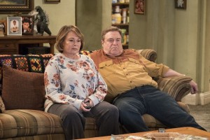 Trumpovi podpornici Roseanne Barr so zaradi tvitanja ukinili televizijsko serijo