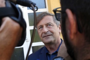 Erjavec priznal oseben poraz - ga bo kdo še hotel za ministra?