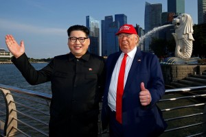 "Trump" in "Kim" sta se že srečala