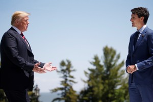 Trump napadel Trudeauja in zavrnil skupno izjavo vrha G7