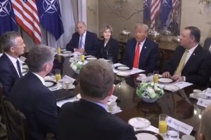 Trump kritiziral Nemčijo, da je "ujetnica" Rusije (VIDEO)